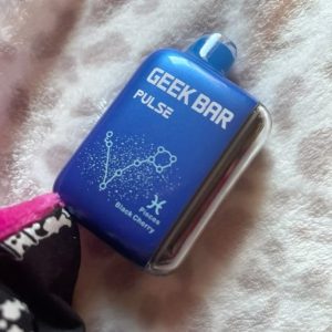 Geek Bar Black Cherry Pulse X disposable vape
